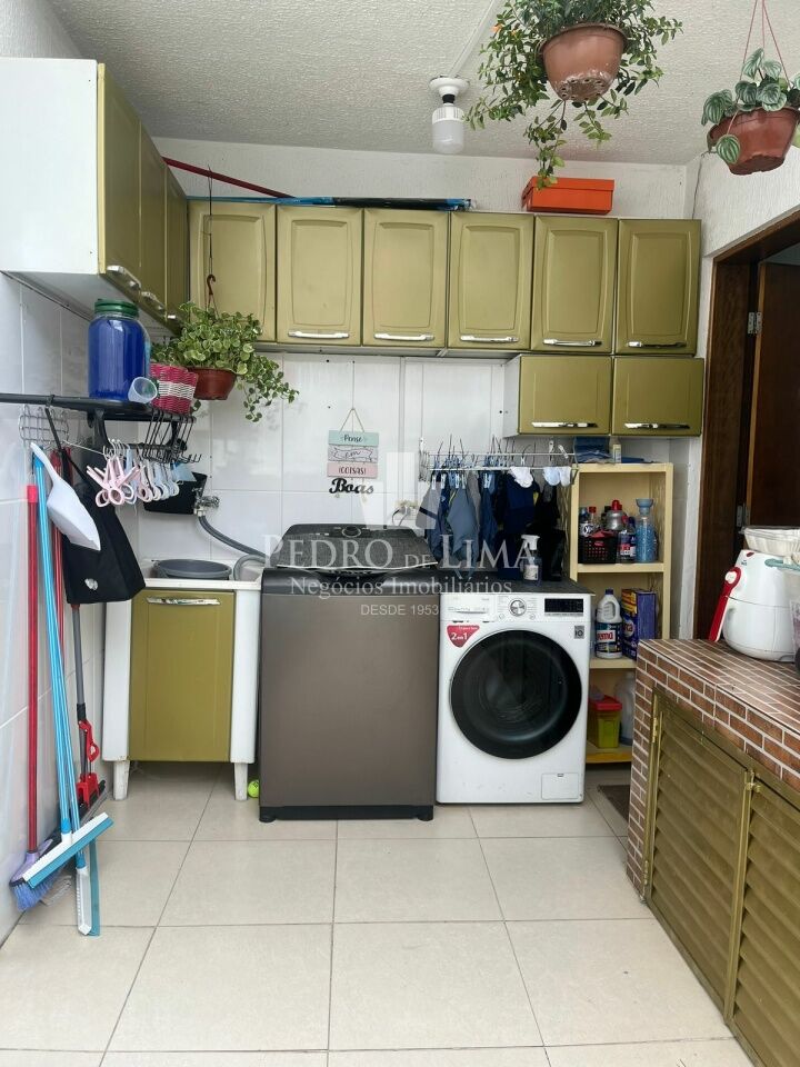 Casa na Vila Formosa 3 quartos sendo 3 suítes 3 vagas de garagem com quintal