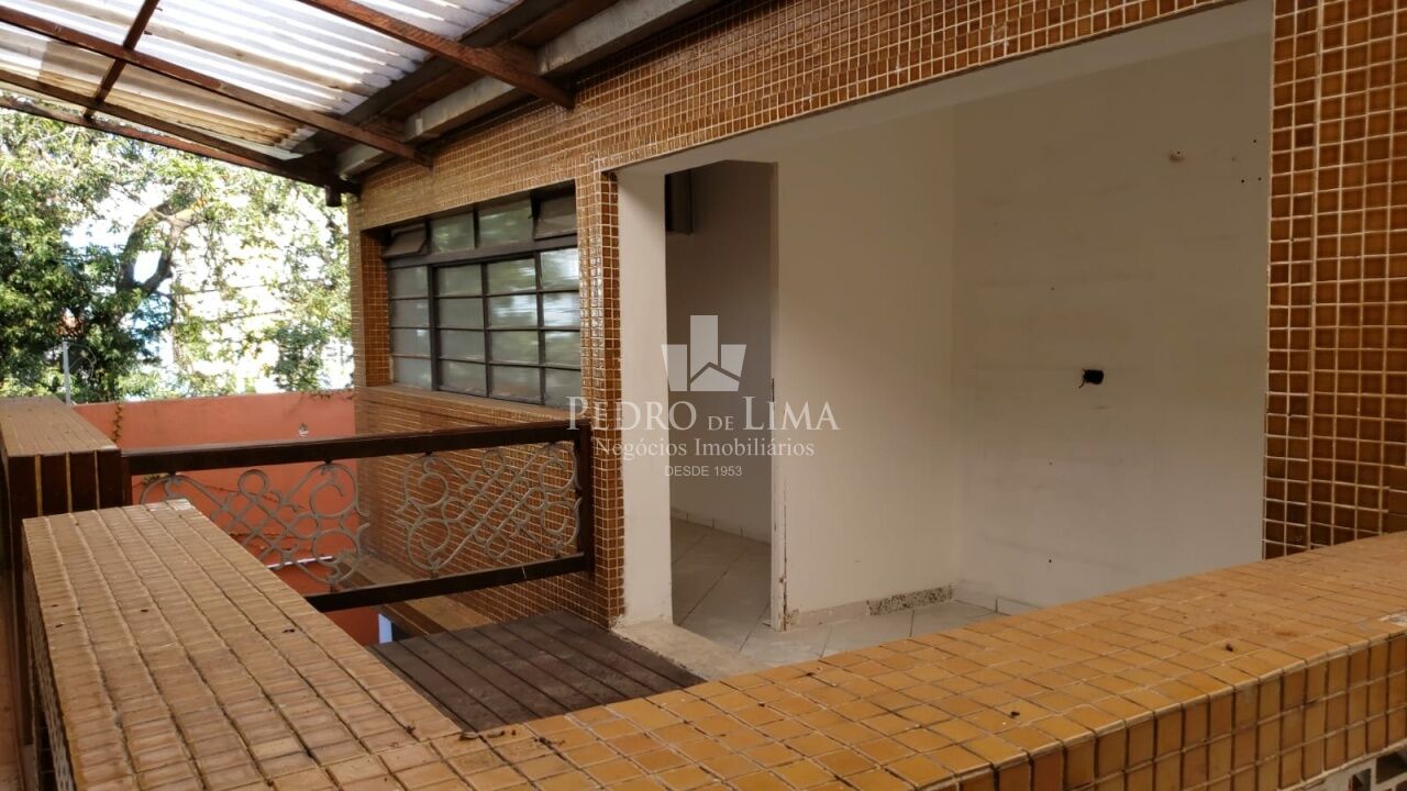 Sobrado Comercial de 320m², com 8 vagas de carro; no bairro Água Branca/Perdizes