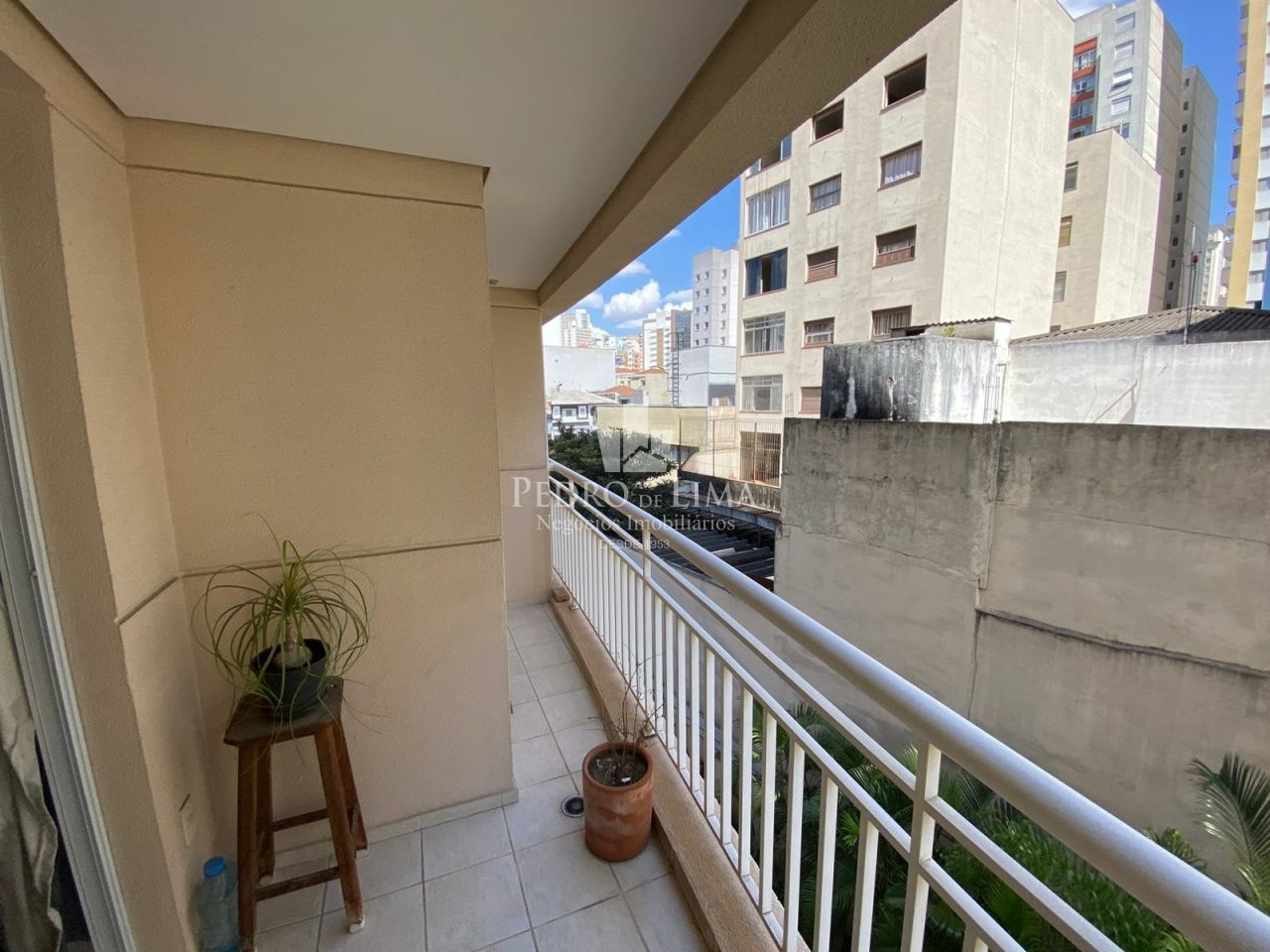 imagem do imovel Apartamento com 3 quartos sendo 1 suíte e 1 vaga no Condomínio Metropolitan Bela Vista ref: TP27572