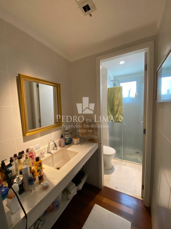 Apartamento com 3 quartos sendo 1 suíte e 1 vaga no Condomínio Metropolitan Bela Vista