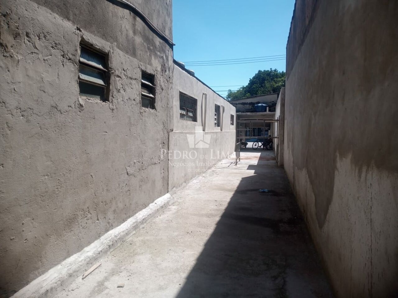 Terreno de aprox. 300m² no Jd. Aricanduva