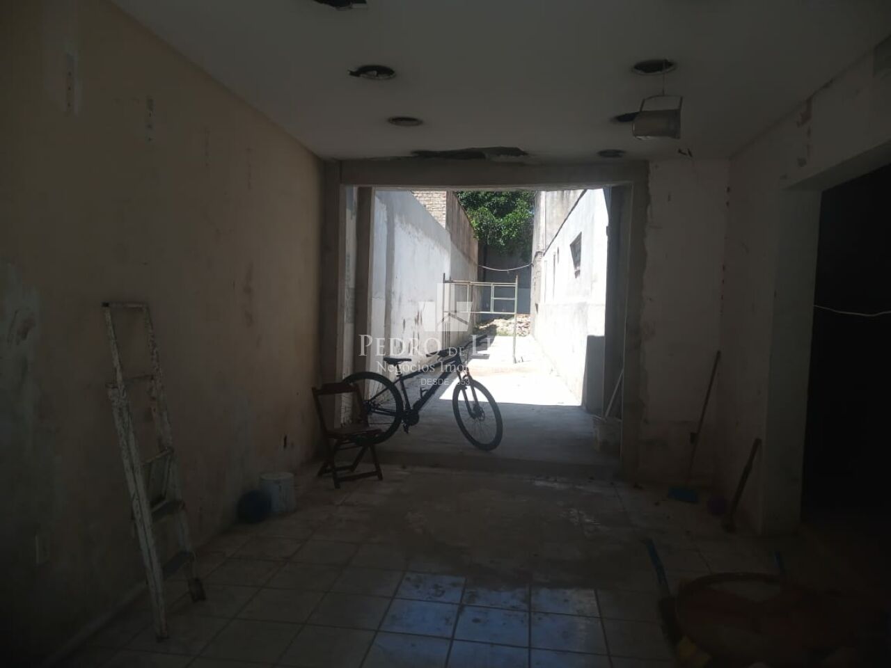 Terreno de aprox. 300m² no Jd. Aricanduva