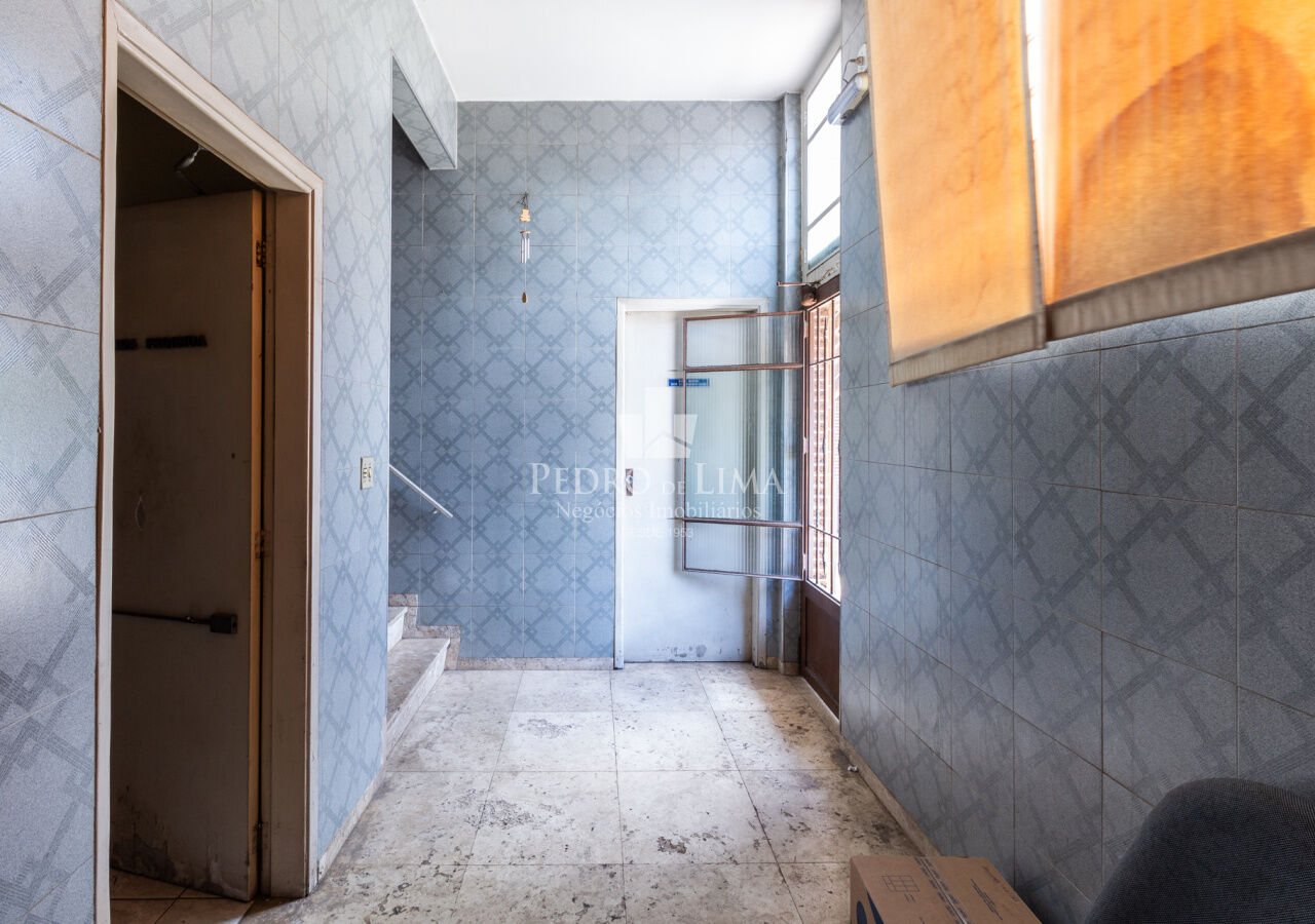 imagem do imovel Terreno em zoneamento ZEUP, na Vila Carrão com 1595m² -  Vende ou Aluga ref: TP27718