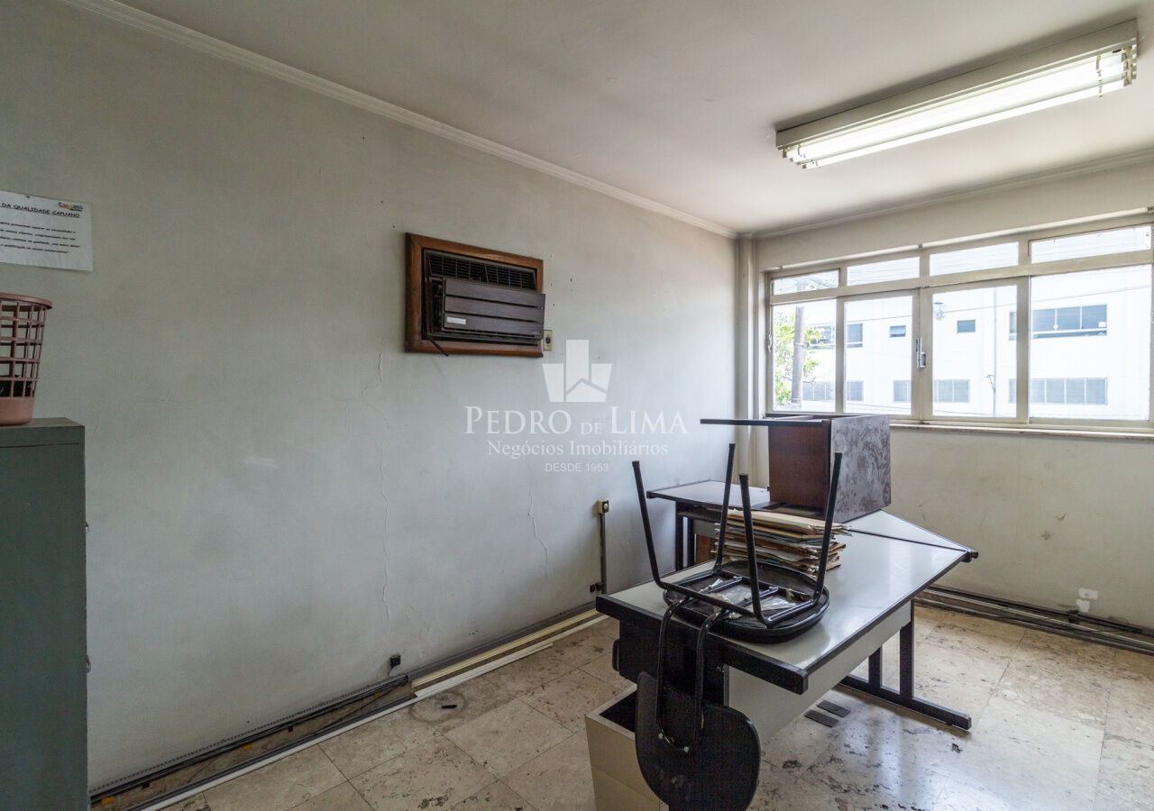 Terreno em zoneamento ZEUP, na Vila Carrão com 1595m² - Vende ou Aluga