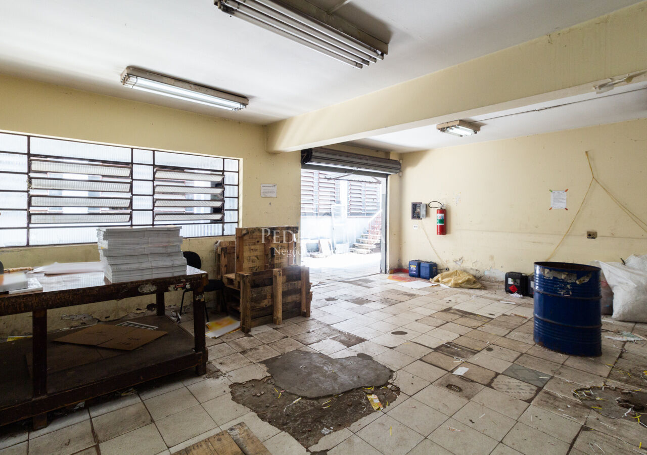 Terreno em zoneamento ZEUP, na Vila Carrão com 1595m² - Vende ou Aluga