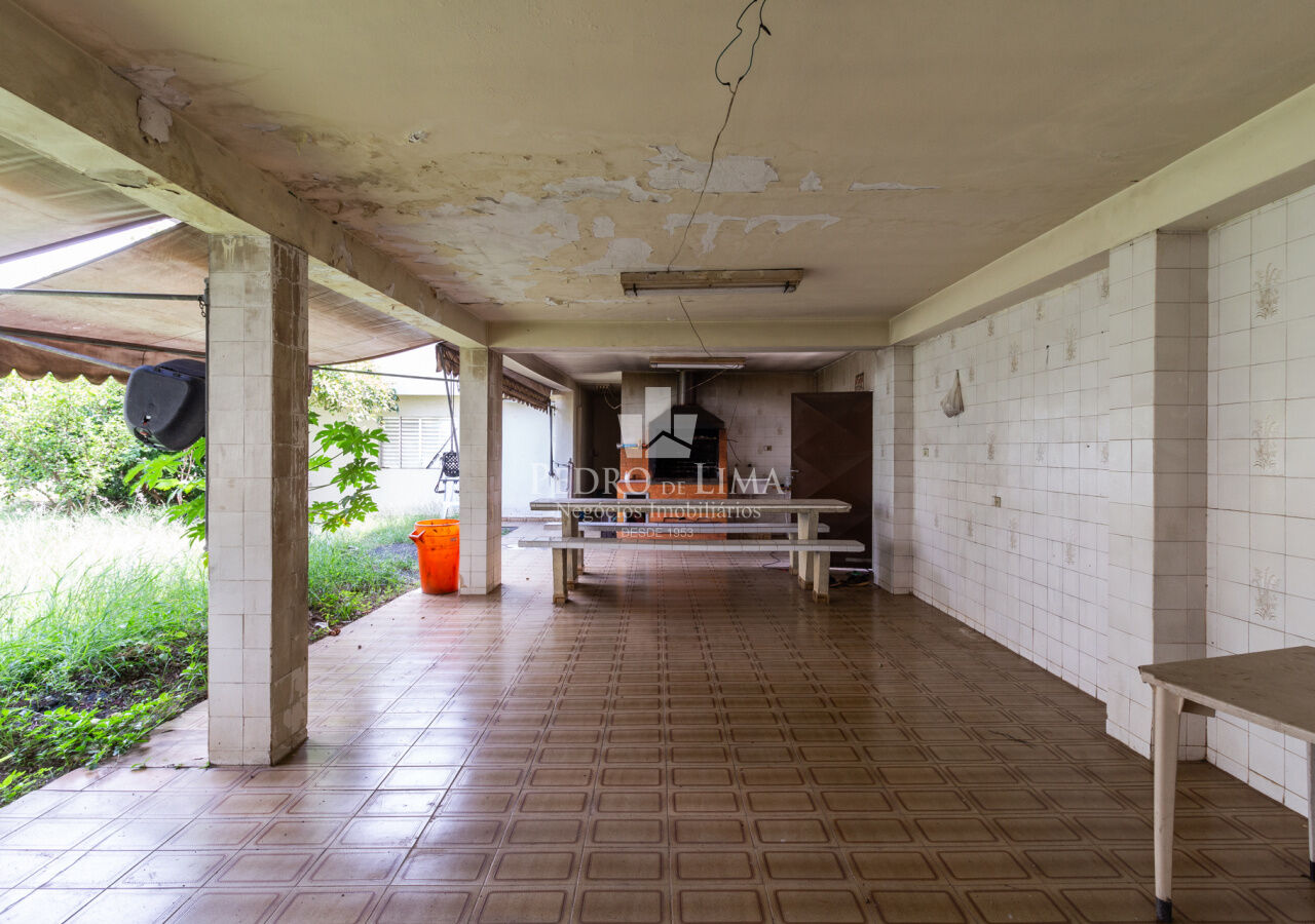 Terreno em zoneamento ZEUP, na Vila Carrão com 1595m² - Vende ou Aluga