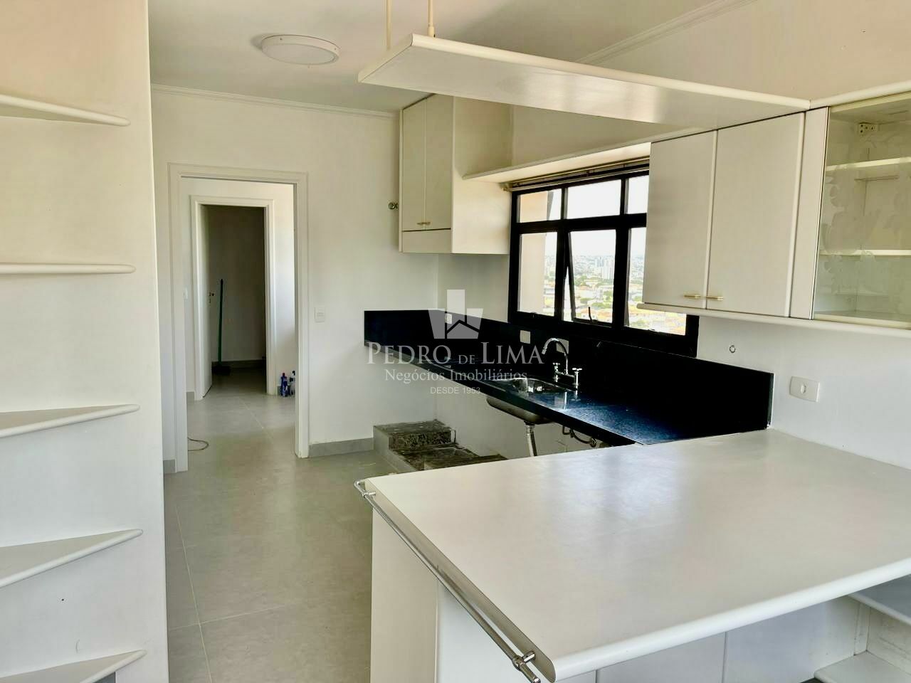 Apartamento 3 suítes, 197m², 2 vagas no Tatuapé. Condomínio Ana Paula.