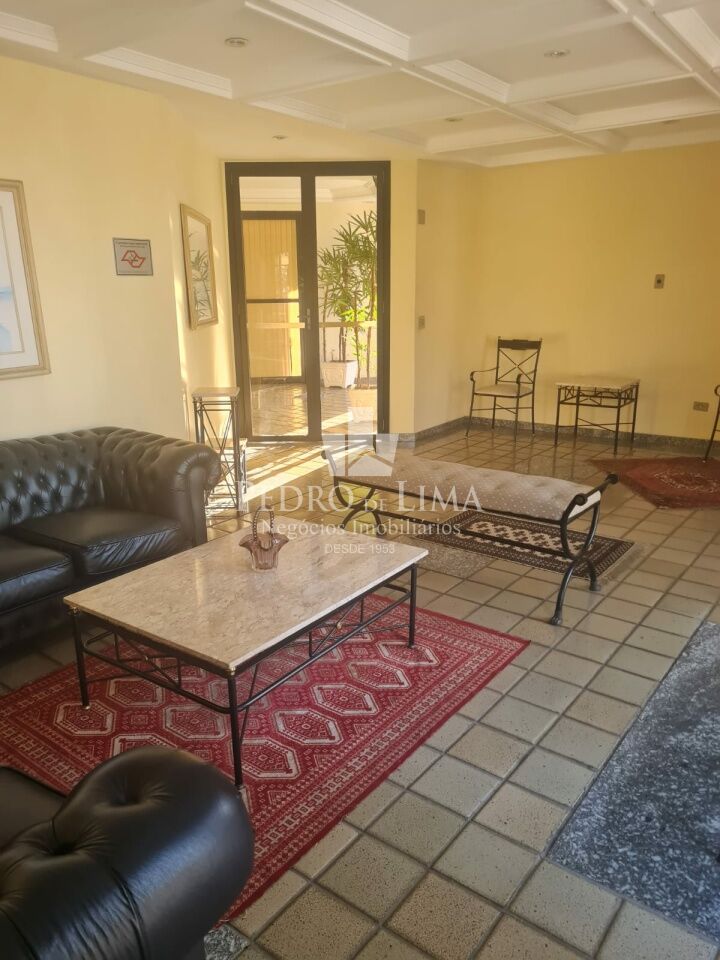 Apartamento 135m², com 3 quartos e 2 Vagas, próximo ao Shopping Penha. Condomínio Lopez de Gongora