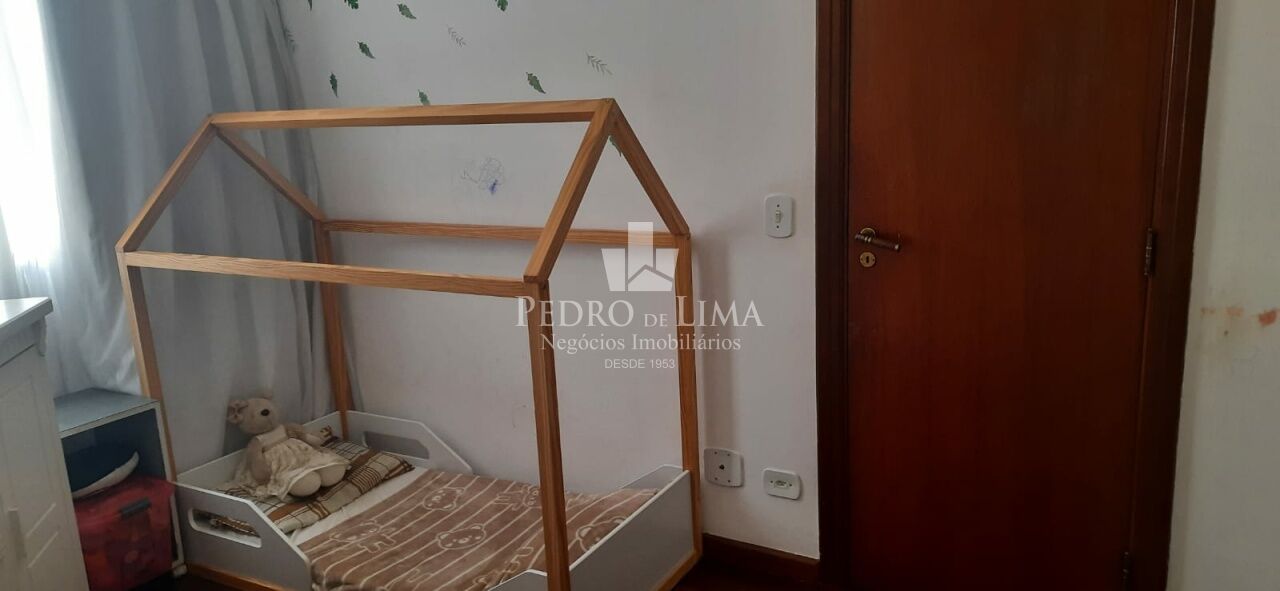 Apartamento 135m², com 3 quartos e 2 Vagas, próximo ao Shopping Penha. Condomínio Lopez de Gongora