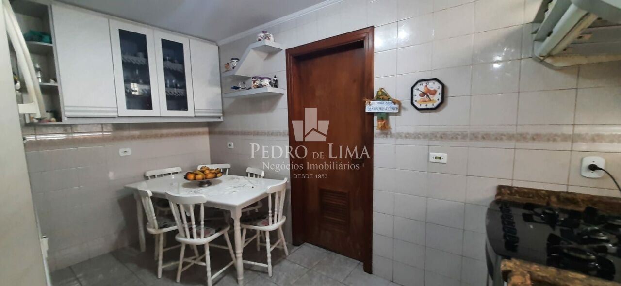 Apartamento 135m², com 3 quartos e 2 Vagas, próximo ao Shopping Penha. Condomínio Lopez de Gongora
