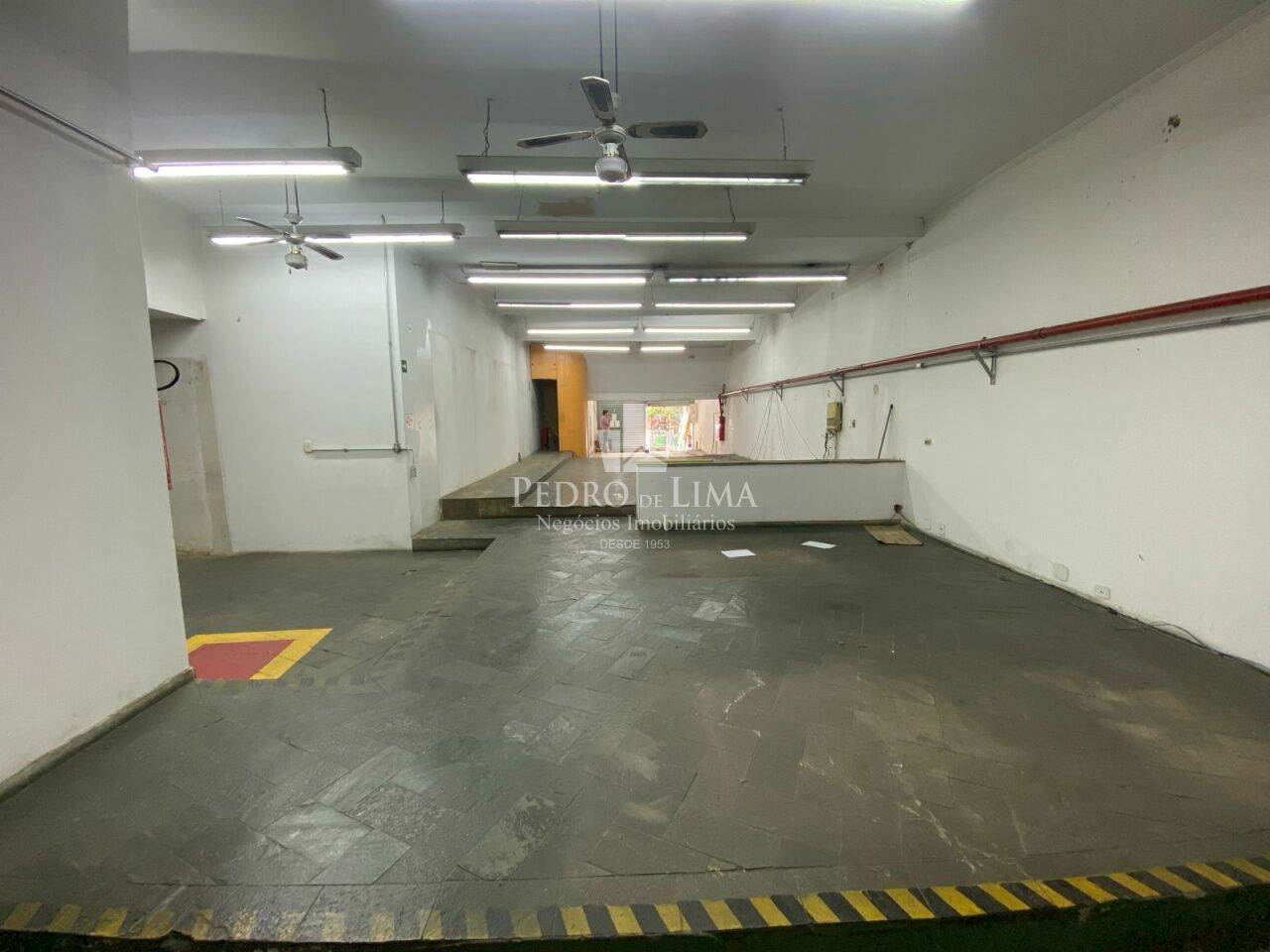 Galpão Comercial 430m² com vão livre no Itaim Bibi