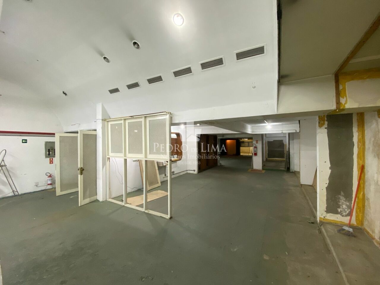 imagem do imovel Galpão Comercial 430m² com vão livre no Itaim Bibi ref: TP27847