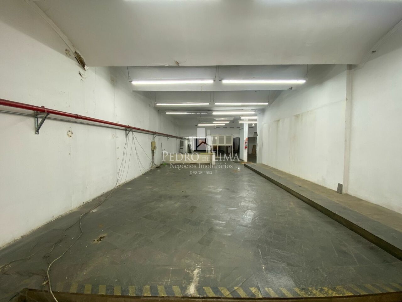 Galpão Comercial 430m² com vão livre no Itaim Bibi