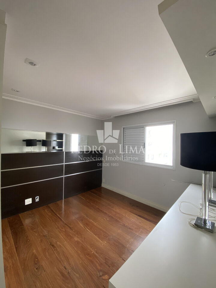 Apartamento com Mezanino 3 quartos sendo 1 suíte e 2 vagas fixas. Condomínio  Verdes Praças