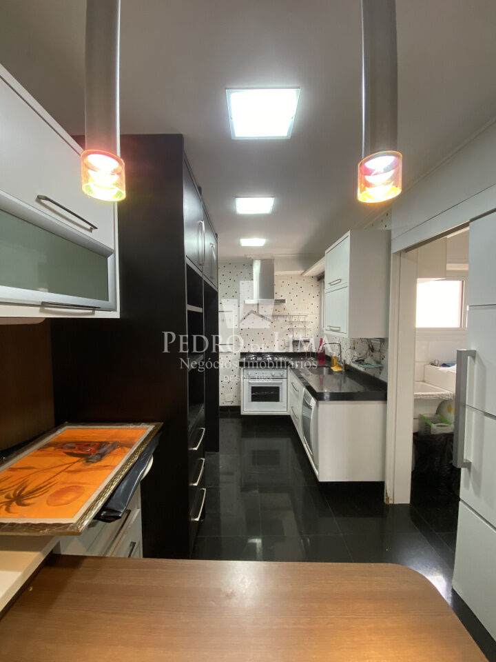 Apartamento com Mezanino 3 quartos sendo 1 suíte e 2 vagas fixas. Condomínio  Verdes Praças