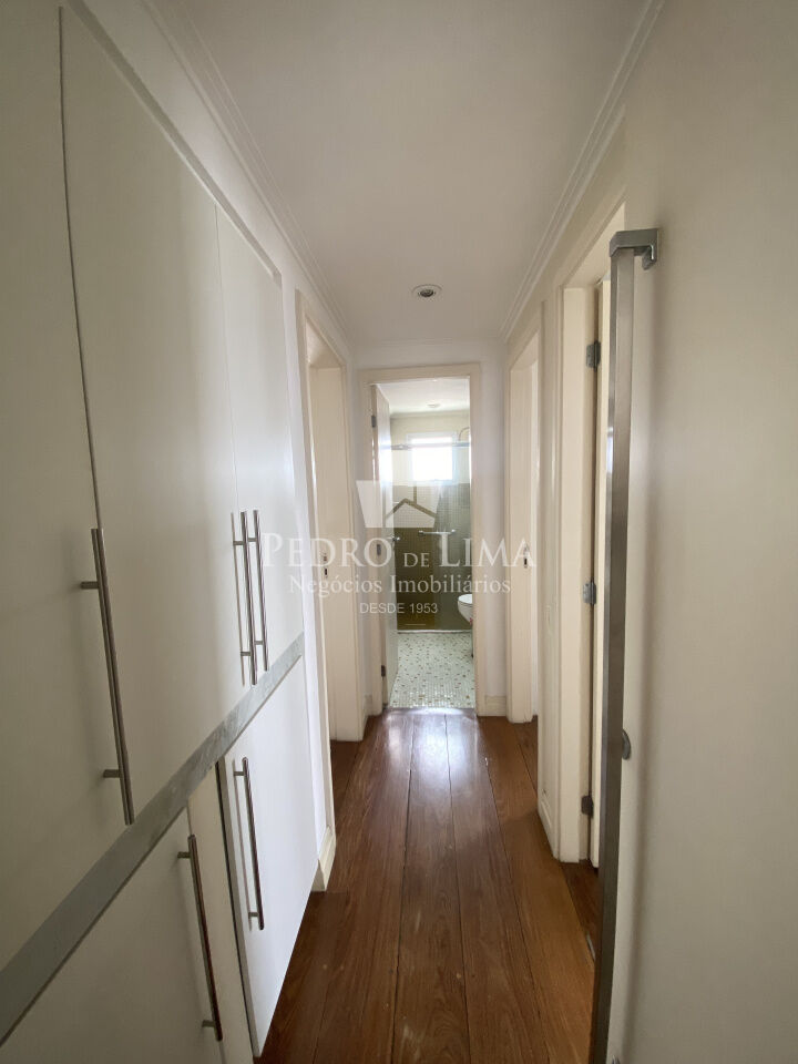 Apartamento com Mezanino 3 quartos sendo 1 suíte e 2 vagas fixas. Condomínio  Verdes Praças