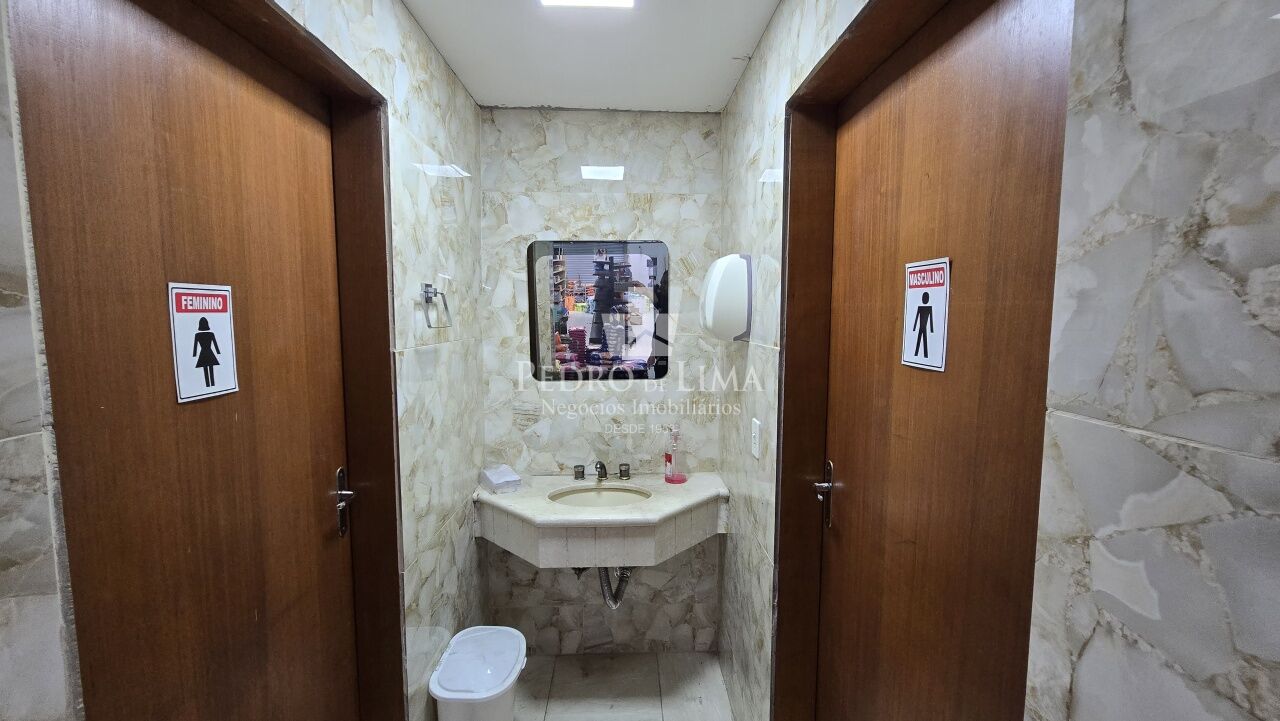 Prédio Comercial com 3000 ² - Vila Ema 