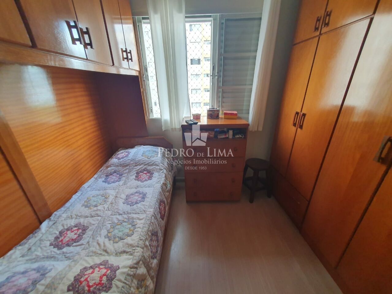 Apartamento no Tatuapé com 78m², 3 quartos, 1 vaga próximo ao Metrô Carrão. Condomínio Silvia Maria