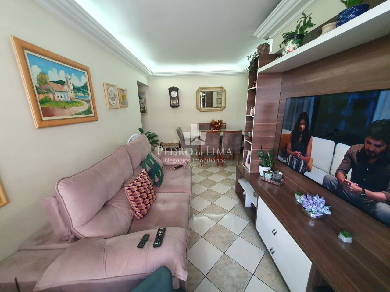 imagem do imovel Apartamento no Tatuapé com 78m², 3 quartos, 1 vaga próximo ao Metrô Carrão. Condomínio Silvia Maria ref: TP27906