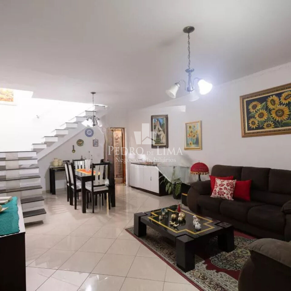 Casa 3 quartos, 240 m², 4 vagas na Vila Carrão
