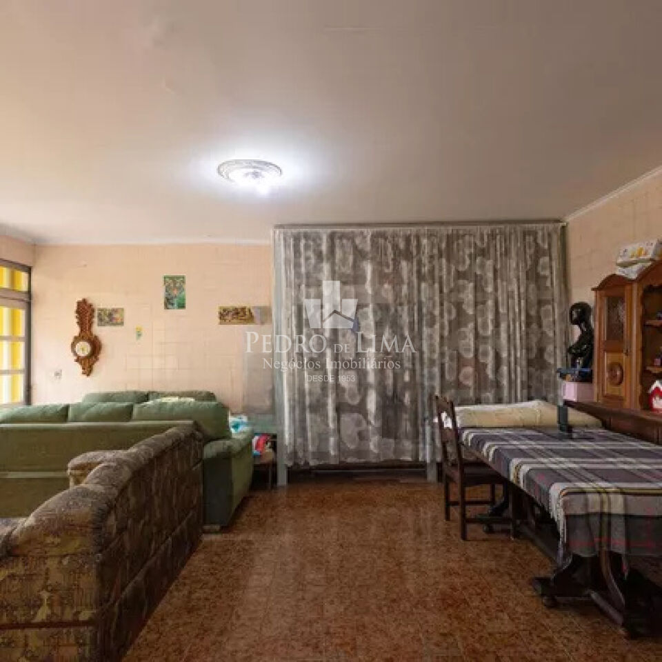 Casa 3 quartos, 240 m², 4 vagas na Vila Carrão