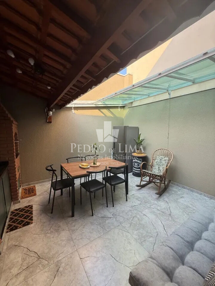 Casa  3 quartos suítes, 100m²,  4 banheiros e 2 vagas - Aricanduva
