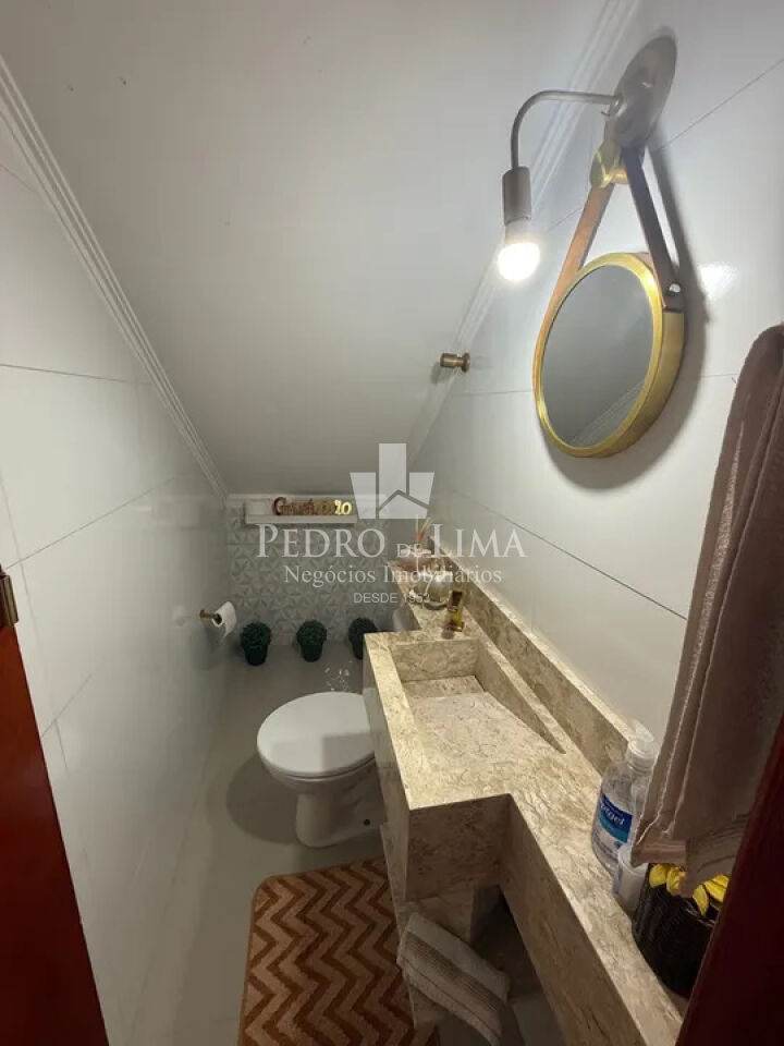 Casa  3 quartos suítes, 100m²,  4 banheiros e 2 vagas - Aricanduva