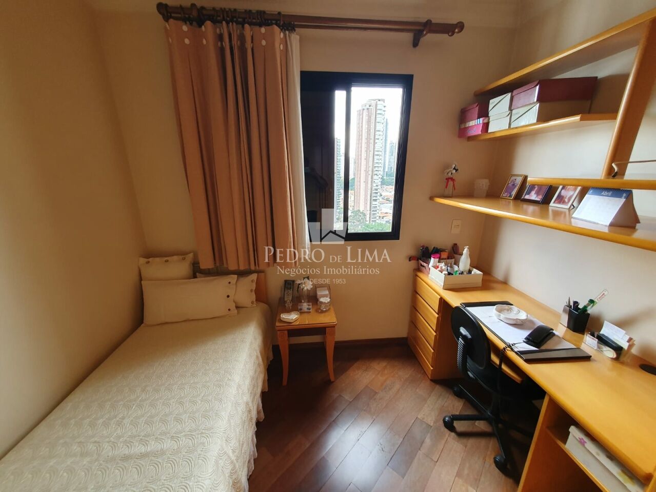 Apartamento próximo ao Shopping Anália Franco! 87,9m², 3 quartos e 2 vagas. Condomínio Cantabria