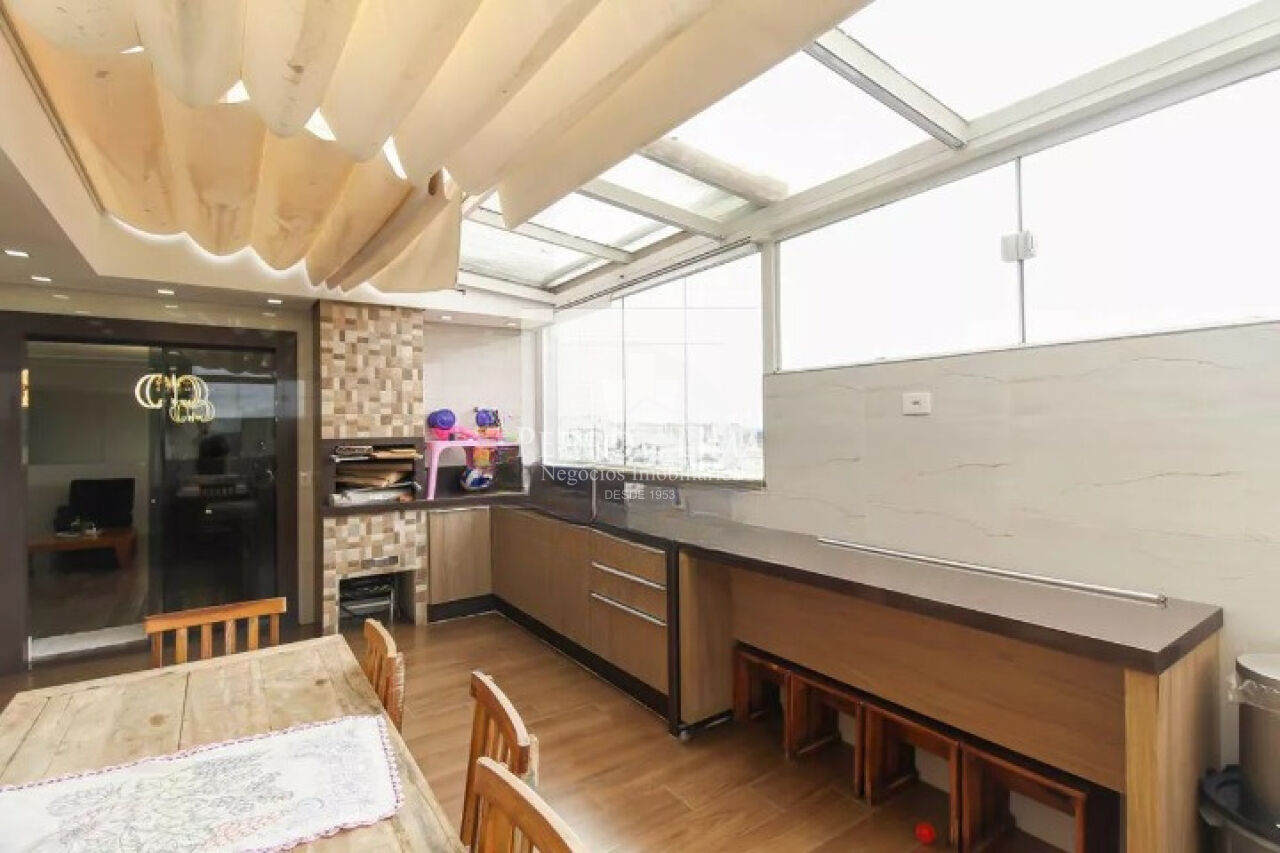 Apartamento cobertura 3 quartos 4 vagas na Água Rasa. Condomínio Oxford.