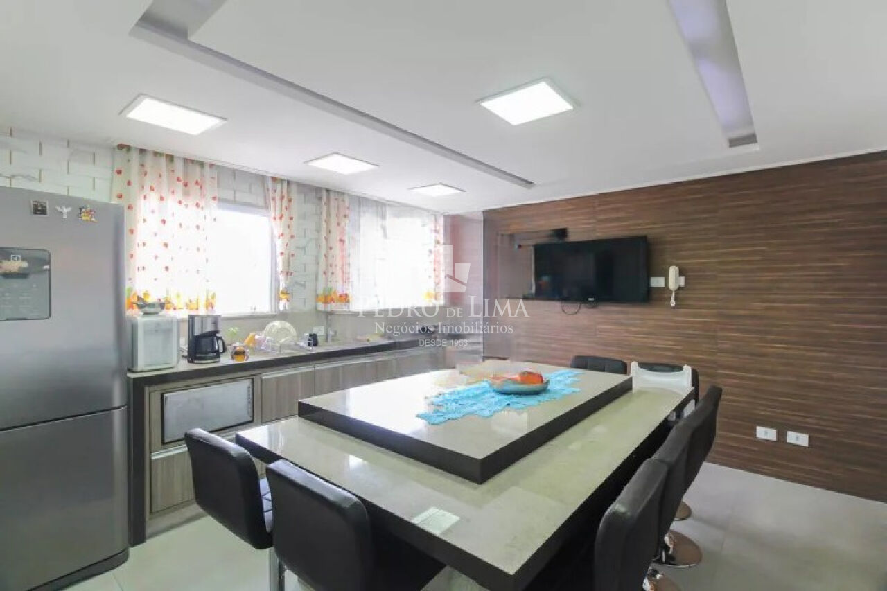 Apartamento cobertura 3 quartos 4 vagas na Água Rasa. Condomínio Oxford.