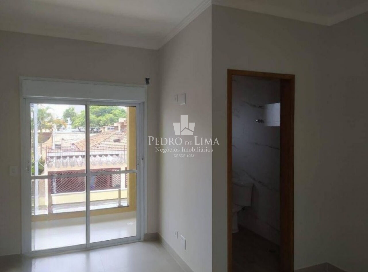 Sobrado Frontal, 3 quartos, 1 suíte, 5 vagas na Vila Carrão