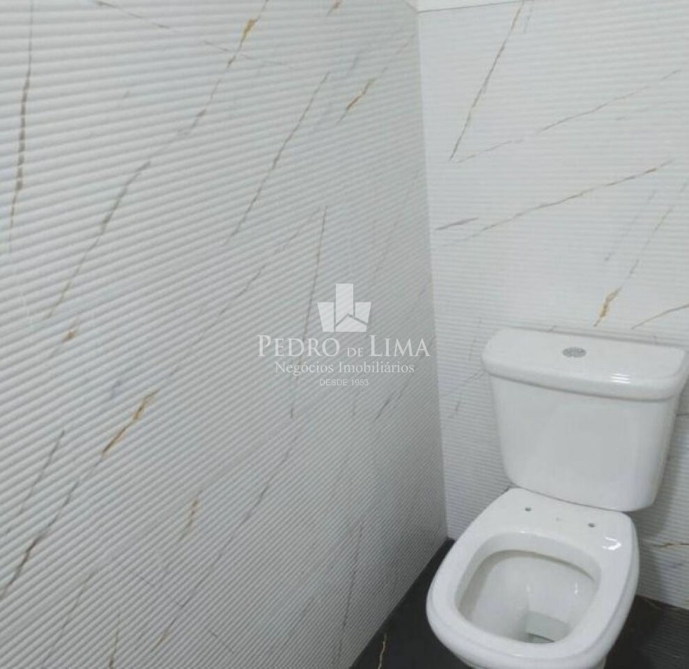 Sobrado Frontal, 3 quartos, 1 suíte, 5 vagas na Vila Carrão