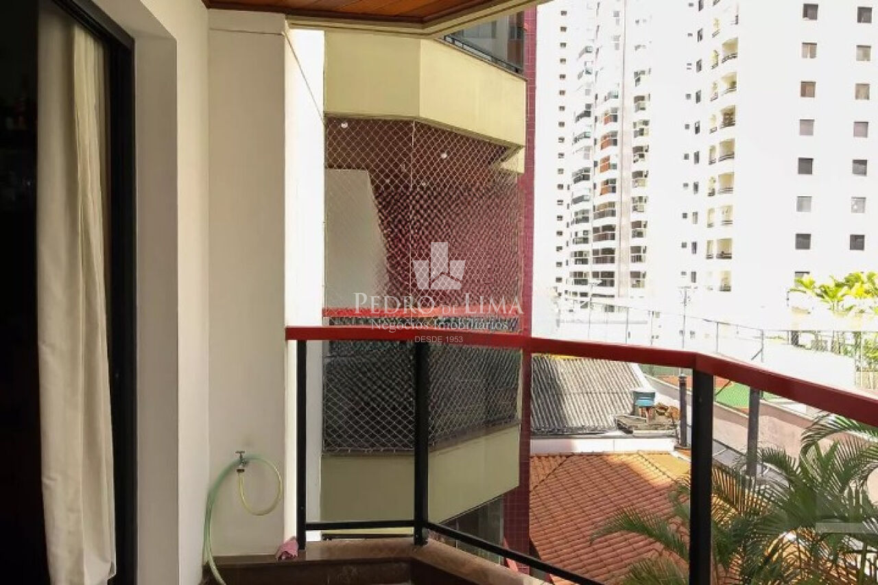 Apartamento com móveis planejados, Condomínio Astúrias no Anália Franco