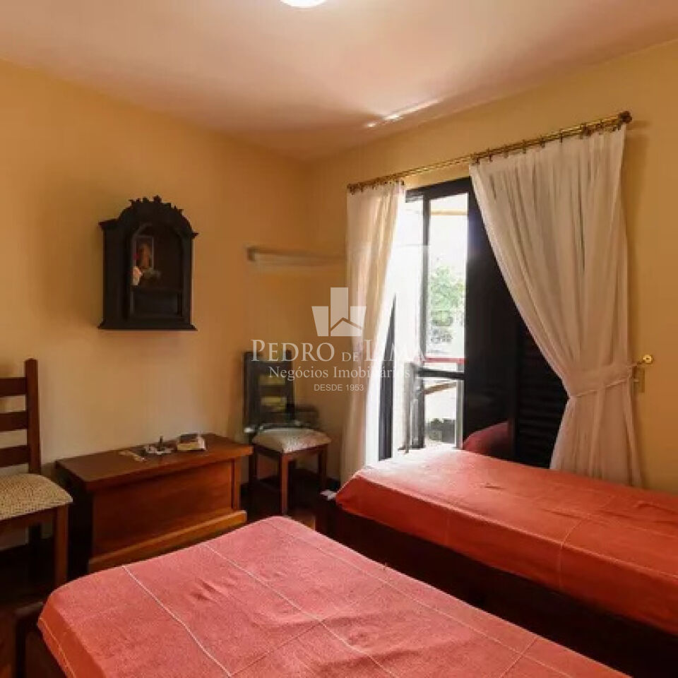 Apartamento com móveis planejados, Condomínio Astúrias no Anália Franco