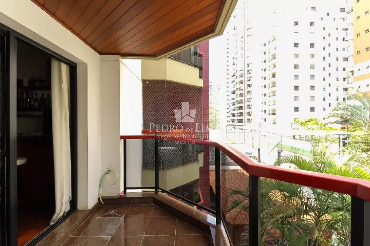 Apartamento com móveis planejados, Condomínio Astúrias no Anália Franco