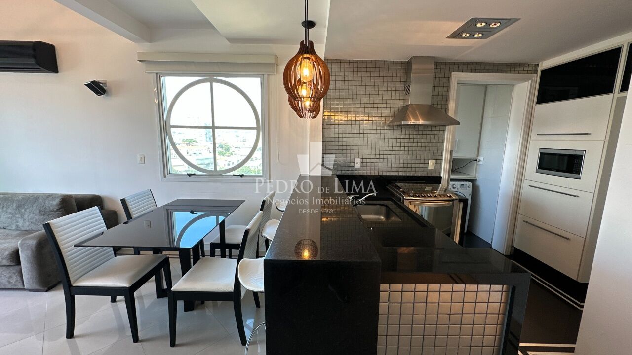 Duplex com 1 quarto, suíte, 2 vagas, Anália Franco. Condomínio Pozelli Loft Plus.