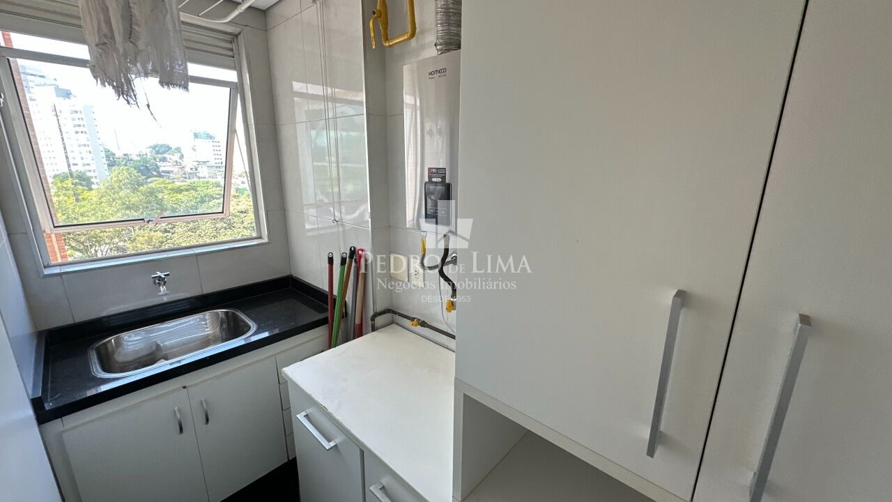Duplex com 1 quarto, suíte, 2 vagas, Anália Franco. Condomínio Pozelli Loft Plus.