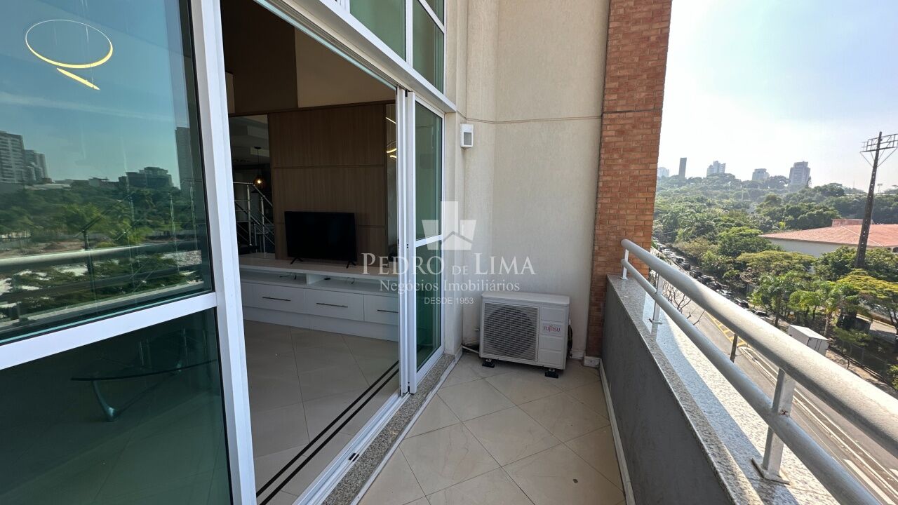 Duplex com 1 quarto, suíte, 2 vagas, Anália Franco. Condomínio Pozelli Loft Plus.