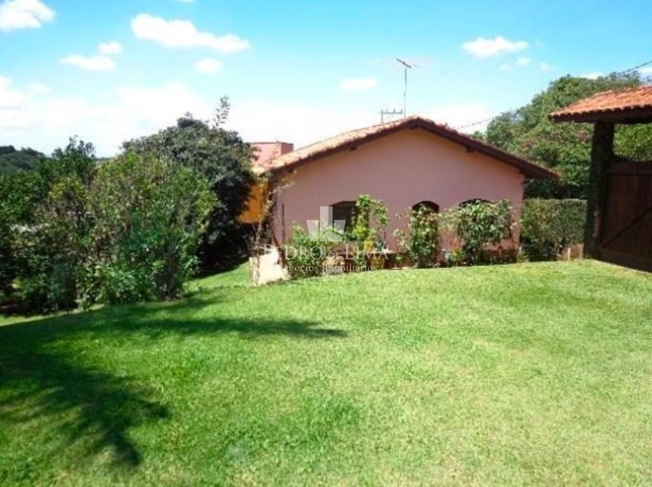 Condomínio Porta do Sol Casa de Campo, 8 quartos 6 suítes, piscina, 15 vagas de garagem