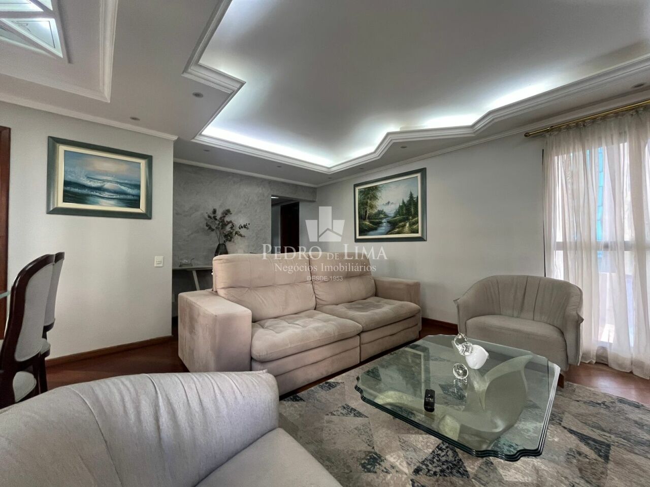 Apartamento 3 quartos, 2 vagas no Anália Franco. Condomínio Firenze & Venezia.