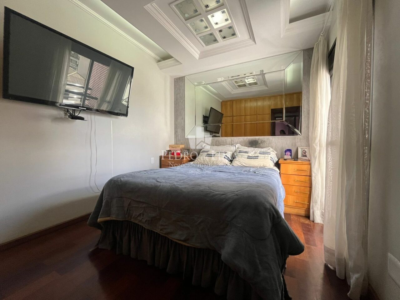 Apartamento 3 quartos, 2 vagas no Anália Franco. Condomínio Firenze & Venezia.