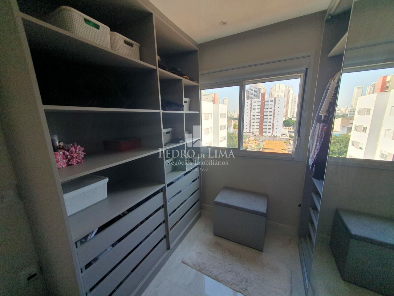 Apartamento mobiliado no Tatuapé, 67m², 3 quartos sendo 1 suíte e 1 vaga. Condomínio Teg Vila Carrão
