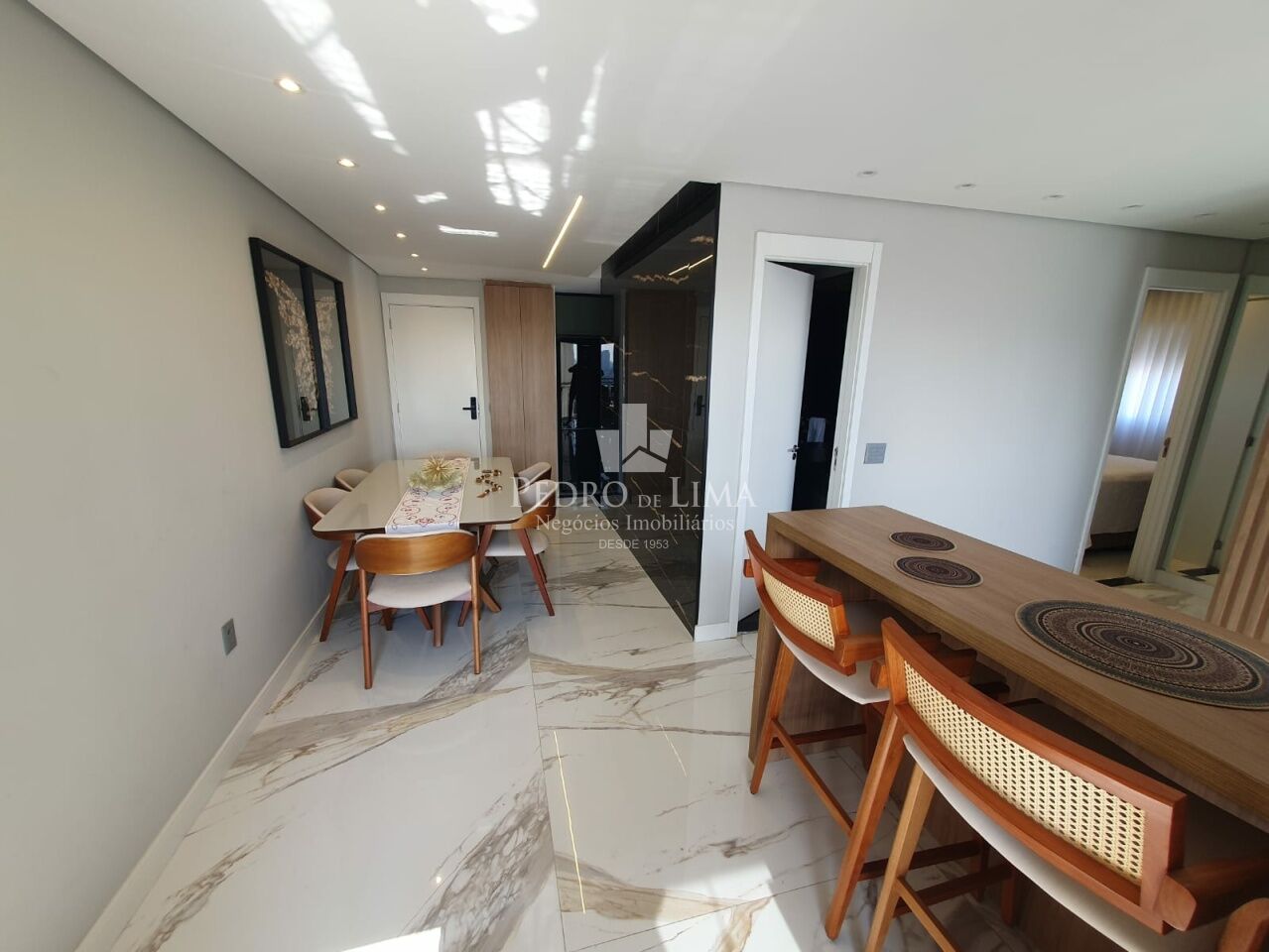 Apartamento mobiliado no Tatuapé, 67m², 3 quartos sendo 1 suíte e 1 vaga. Condomínio Teg Vila Carrão