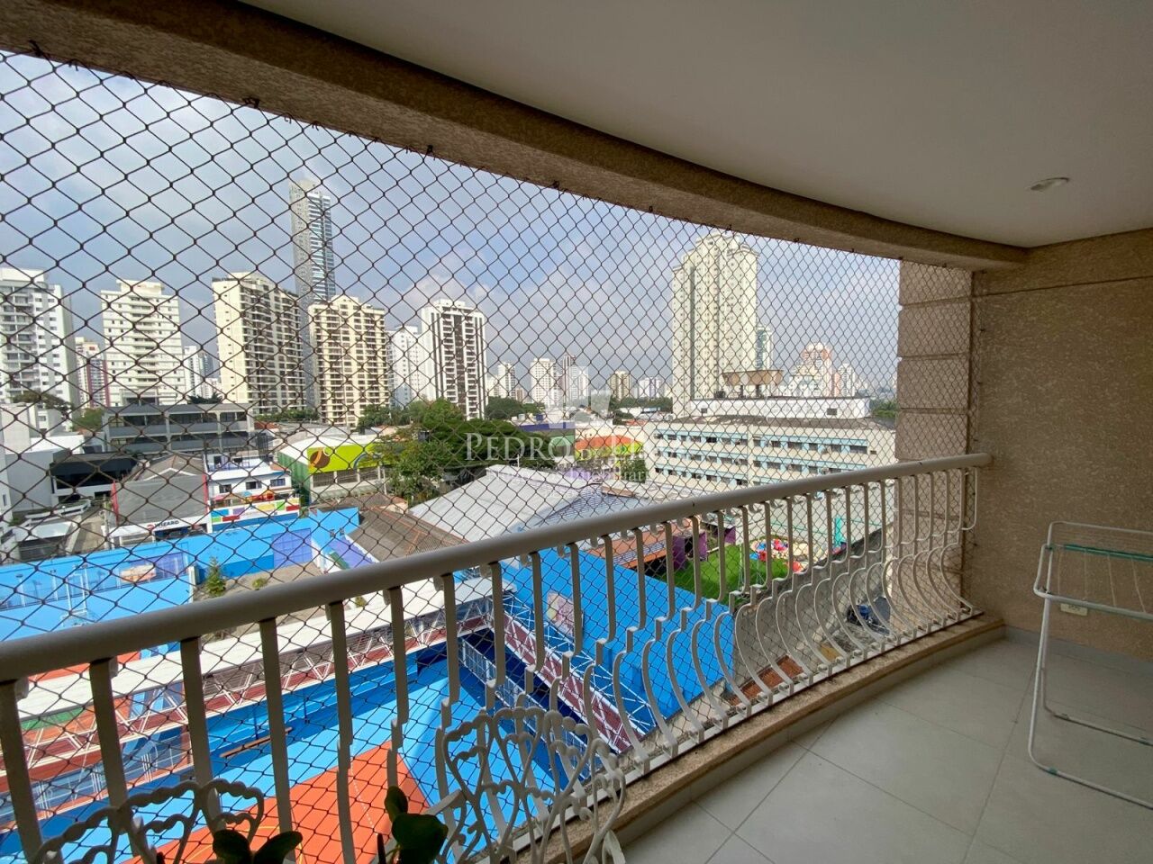 Apartamento com 3 suítes e 3 vagas no condomínio Champs Elysees