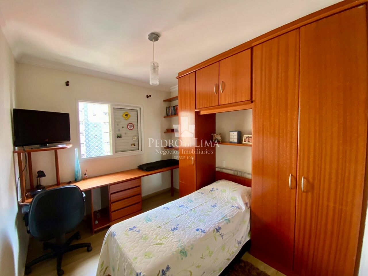 Apartamento com 3 suítes e 3 vagas no condomínio Champs Elysees