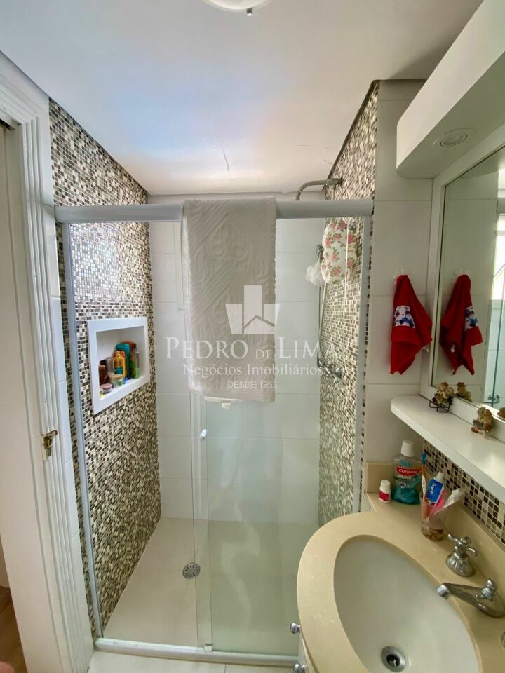 Apartamento com 3 suítes e 3 vagas no condomínio Champs Elysees