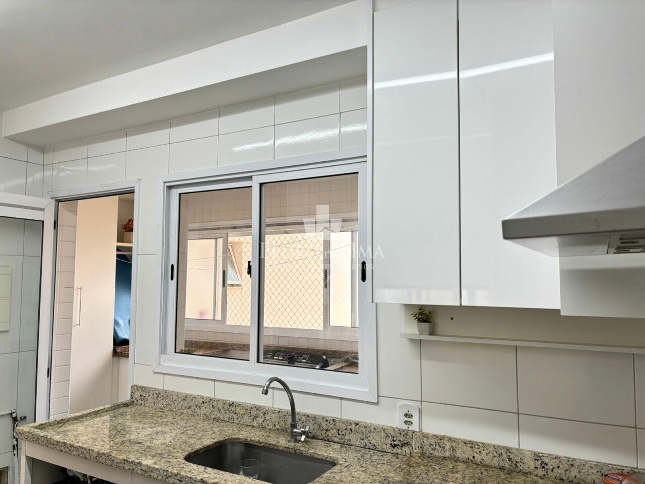 Apartamento 106m², 4 quartos 1 suíte, 2 vagas e varanda gourmet. Tatuapé Condominium Club