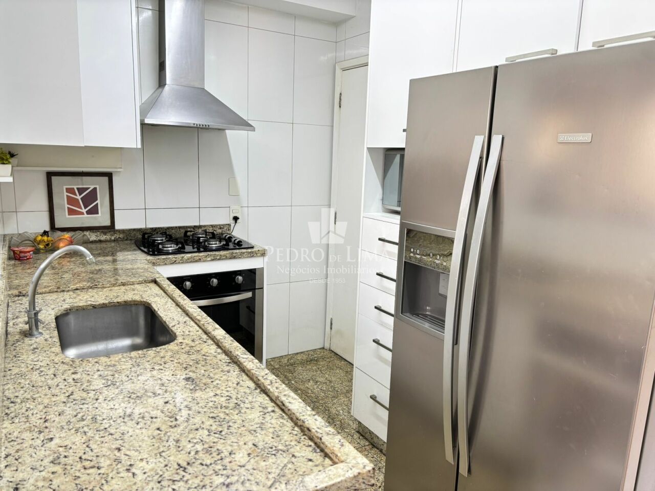 Apartamento 106m², 4 quartos 1 suíte, 2 vagas e varanda gourmet. Tatuapé Condominium Club