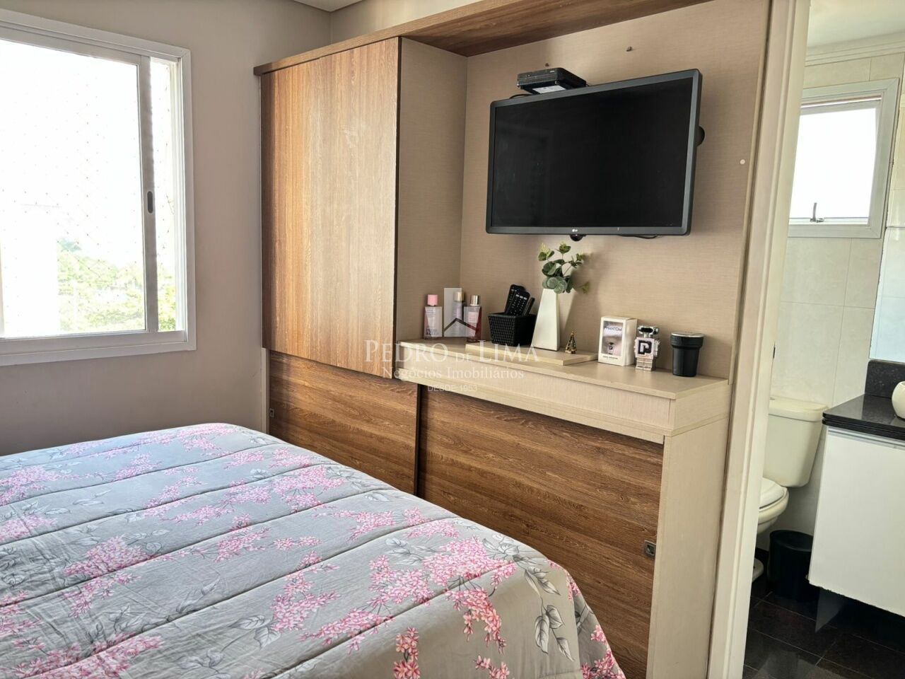 Apartamento 106m², 4 quartos 1 suíte, 2 vagas e varanda gourmet. Tatuapé Condominium Club