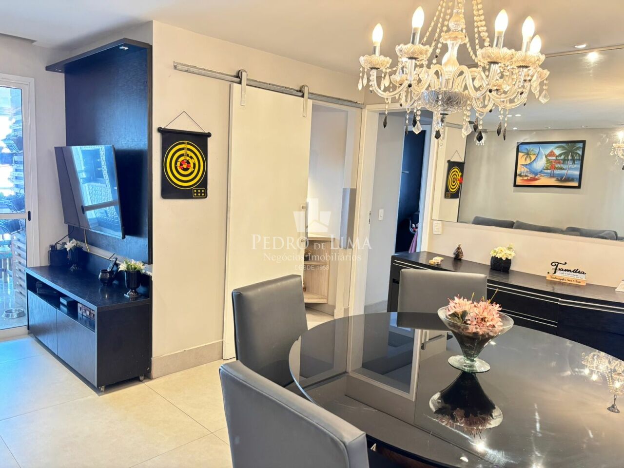 Apartamento 106m², 4 quartos 1 suíte, 2 vagas e varanda gourmet. Tatuapé Condominium Club